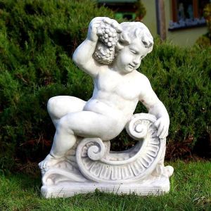 Stenfigur Pojke med Druvor