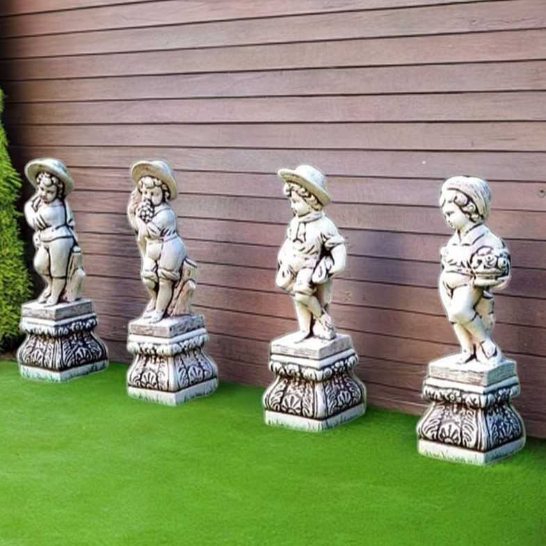 Set av Stenfigurer – Pojkar med Hatt - 4 Säsonger