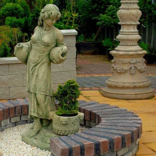 Stenskulptur Damigella