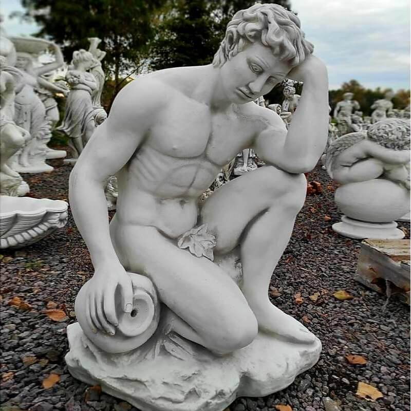 Överflödande Adam med Kannor